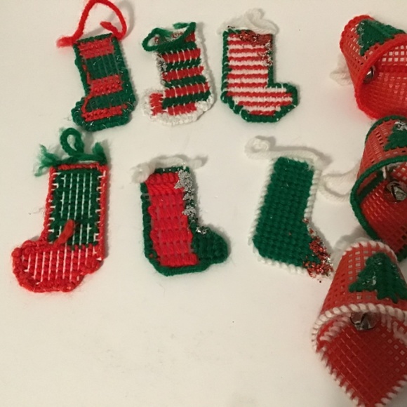 Handmade Plastic Canvas Christmas Ornaments (Lot of 17), santa, reindeers etc - Picture 4 of 8